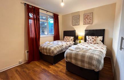 Cozy 2 Bedroom Apartment close to Town Centre - Foto 18