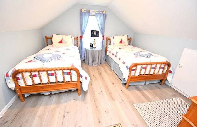 Extra Entertainment Space Just 7 Blocks to ND Campus 54211 - Photo 11