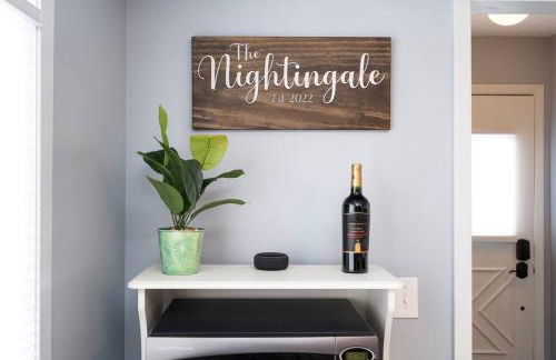 King Bed - 5 Min to MOA - 75 & 65' HDTV - Ping Pong - Foto 35