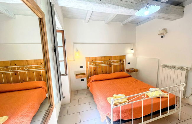 Spoleto Poolside - Sleeps 24 - Photo 5