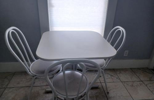 Perfect Central Location! - Foto 13