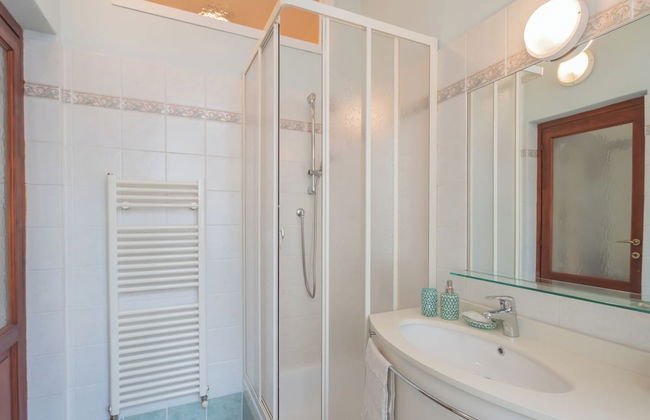 La Casa del Golfista by Rent all Como - Photo 37