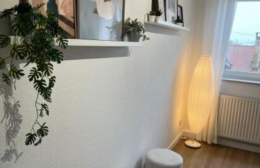 MEGHA Living - 2 Zimmer Appartments mit Küche - Zentral - Foto 60