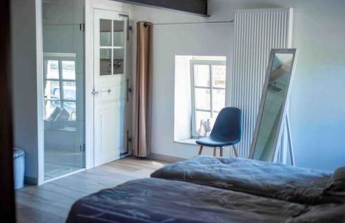 Gîte La Tour des Remparts Pool & Jacuzzi - Foto 8