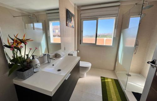 Seaview Paradise Hard Rock Apartment - Foto 19