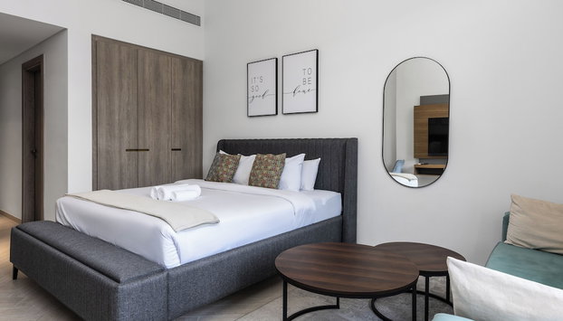 Waves - Elegant Oxford 212 Studio in JVC with City Views - Foto 5, Habitación