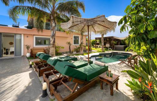 Antonakis Villa Secret Pool & Hot Tub Hideaway - Photo 1