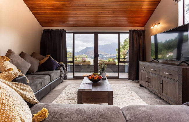 Spacious Alpine Lake View Townhouse Walk TO Town - Photo 23