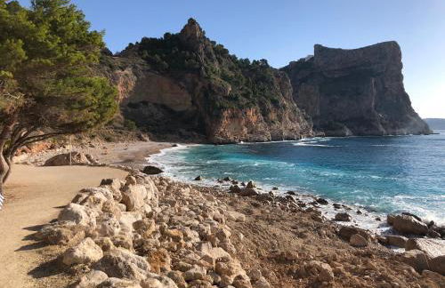 Tranquility, sun, breathtaking views & 7 minutes drive to sea - Foto 29