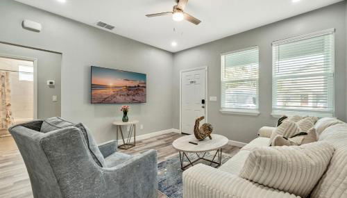 Chic Retreat-Stunning Design Cozy Fire Pit Escape! - Foto 2