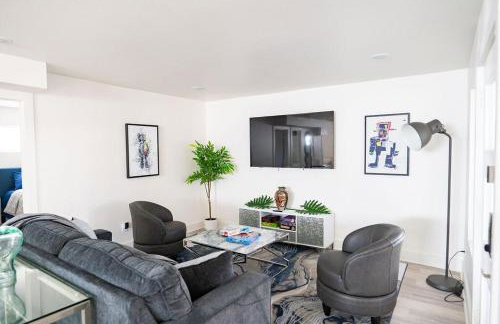 Stylish Downtown Apt - Workspace - Games - Parking - Foto 1