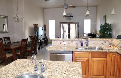 Southwestern Comfort Stay 2B - Foto 12