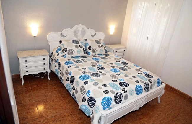 Villa Ana Apartments - Photo 7