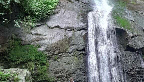 Tour in 4x4 e trekking alle cascate di Mampituba