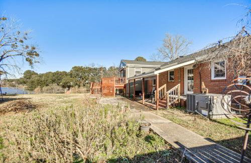 Waterfront Home with Dock and Yard in Hampton! - Foto 27