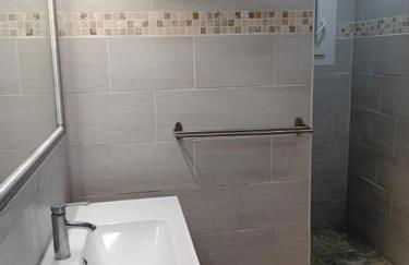 Provencal-style villa - Photo 25