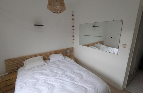 Charmant T3 à Vignec Accès au ruisseau -Terrasse - Foto 9