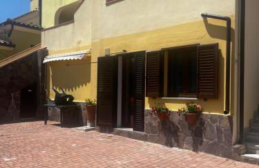 Grazioso monolocale con vista su Tavolara - Foto 1