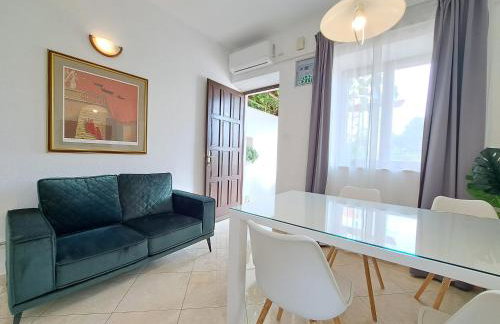 APARTMENTS4YOU SUPETAR 1,2,3&4 -the BEST and MOST POPULAR apartments for DISCOVERING the island - free parking - 200 meters from the beach - Foto 13