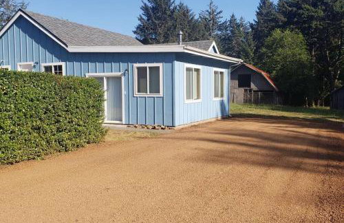 Coastal Charm: SW Oregon home on 2+ quiet acres - Foto 24