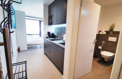 HH 02 by ROCKCHAIR - SUPERHOST Status - Modernes Apartment mit sonnigem Balkon & premium Boxspringbetten in Winterhude - Hamburg Top Geheimtipp - Foto 43