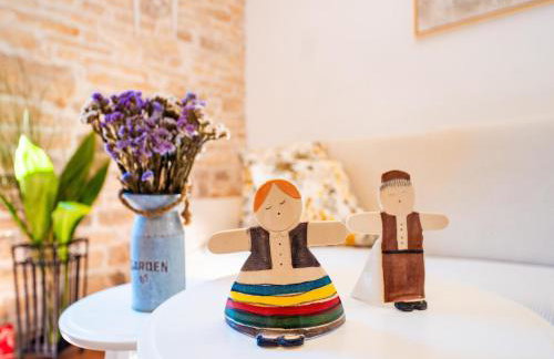 Charming Villa with Private Garden & BBQ - Foto 39