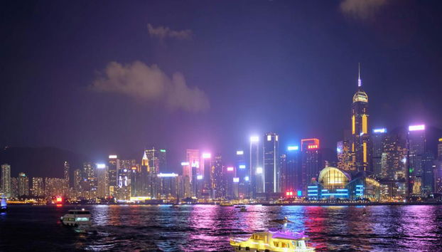 Croisière nocturne 'Symphonie des lumières' - Excursion d'une demi-journée - Photo 2