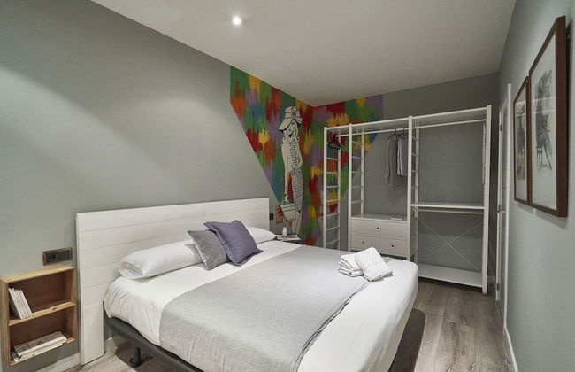 AinB Las Ramblas Colón Apartments - Foto 3