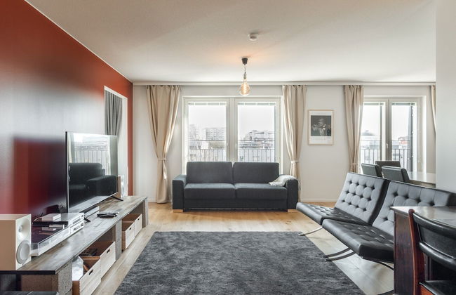 Riverside Lux, Sauna, 2 underground car parking - Foto 1