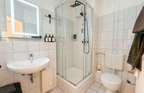 Apartment with balcony, good parking for long stay - Foto 41