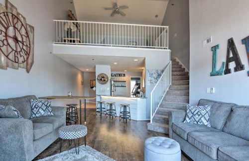 Deck, Pool and Views Lake of the Ozarks Condo - Foto 5