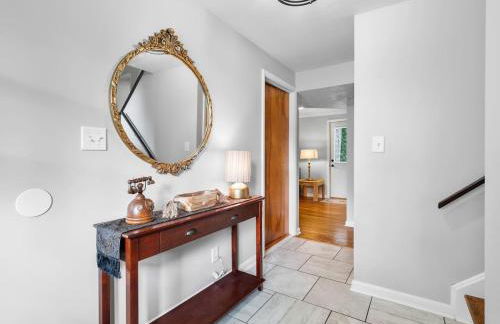 Large Remodeled 4 Bed 3 Bath Secluded With Hot Tub - Foto 6