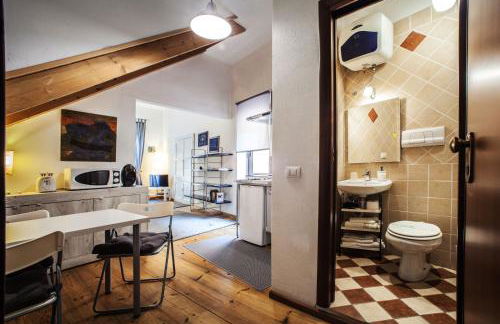 Studio Apartments Centro Storico Via Manno - Photo 36