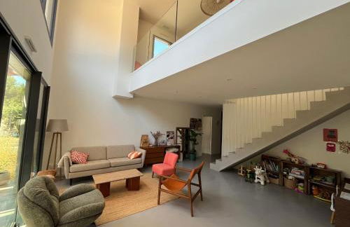 Grande Maison familiale lumineuse avec piscine - Foto 2