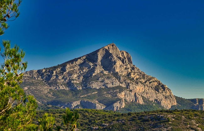 Balade privée en side-car à Aix-en-Provence - Photo 6