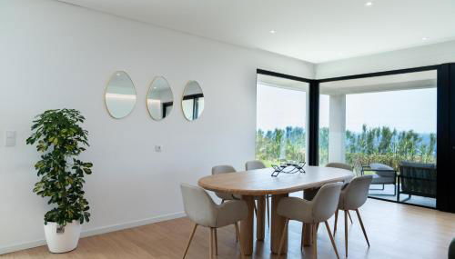 Auréa House - 4BR Azores Villa with Ocean View, BBQ & AC - Photo 5