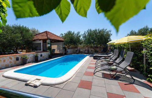 MY DALMATIA - Holiday home Olive Garden with private swimming pool - Photo 50