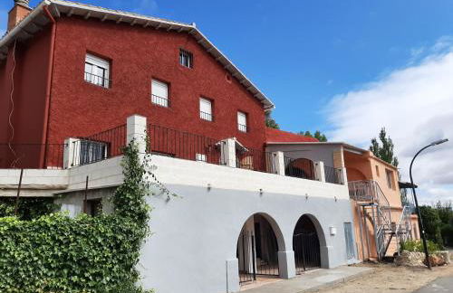 Casa Rural Garnacha de Borja has a Barbacue and Terrace - Foto 3
