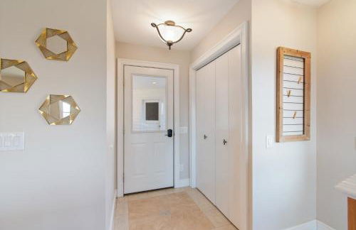 High-End Finger Lakes Escape - Expansive Game Room, Cozy Firepit, & Scenic Views - Foto 17