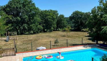 "L'or et des Landes" - 6 personnes - 5 minutes centre équestre et 10 minutes de Nérac - Foto 2, Garden, Garden view