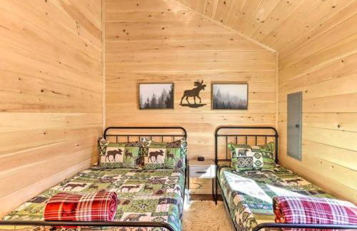 New Serene, Fun & Comfy Cabin- Covered Deck, Grill, Arcade - Foto 22