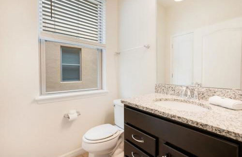 Large Themed Pool Home at Windsor at Westside - Photo 33