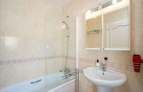 Sunny Poolside Stay in Busot - Foto 29