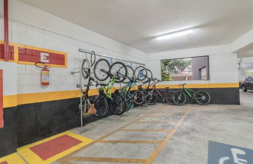 Flat sensacional 5 pessoas em condomínio moderno 2 suites climatizados - Foto 28