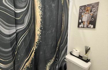 Elegant Plush Properties - Foto 15