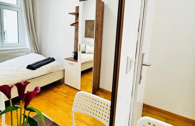 Comfy 4BR 10 Min Transport to Stadthalle - Photo 27