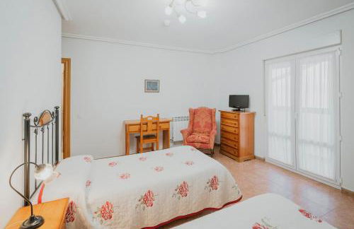 El Humilladero - Photo 16