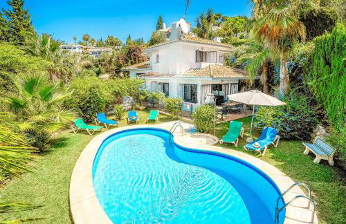 Villa Corrib - Photo 1