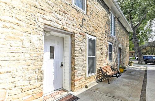 Charming Historic Condo - Walk to Downtown and UW - Foto 24