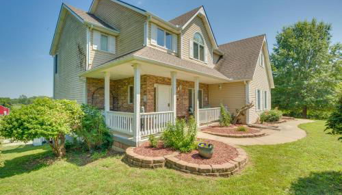 Country Living with Spacious Yard Sibley Home! - Foto 2